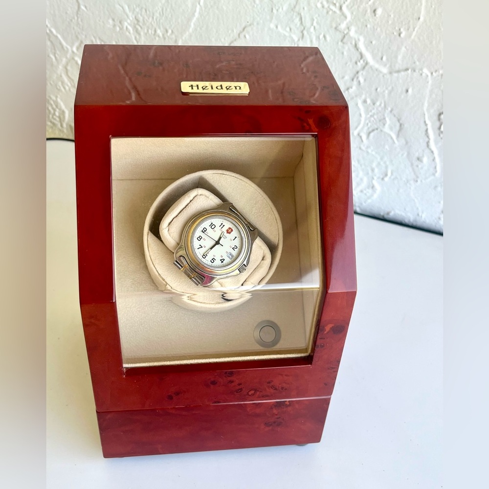 HEIDEN ELECTRIC OR  BATTERY POWERED SINGLE WATCH WINDER